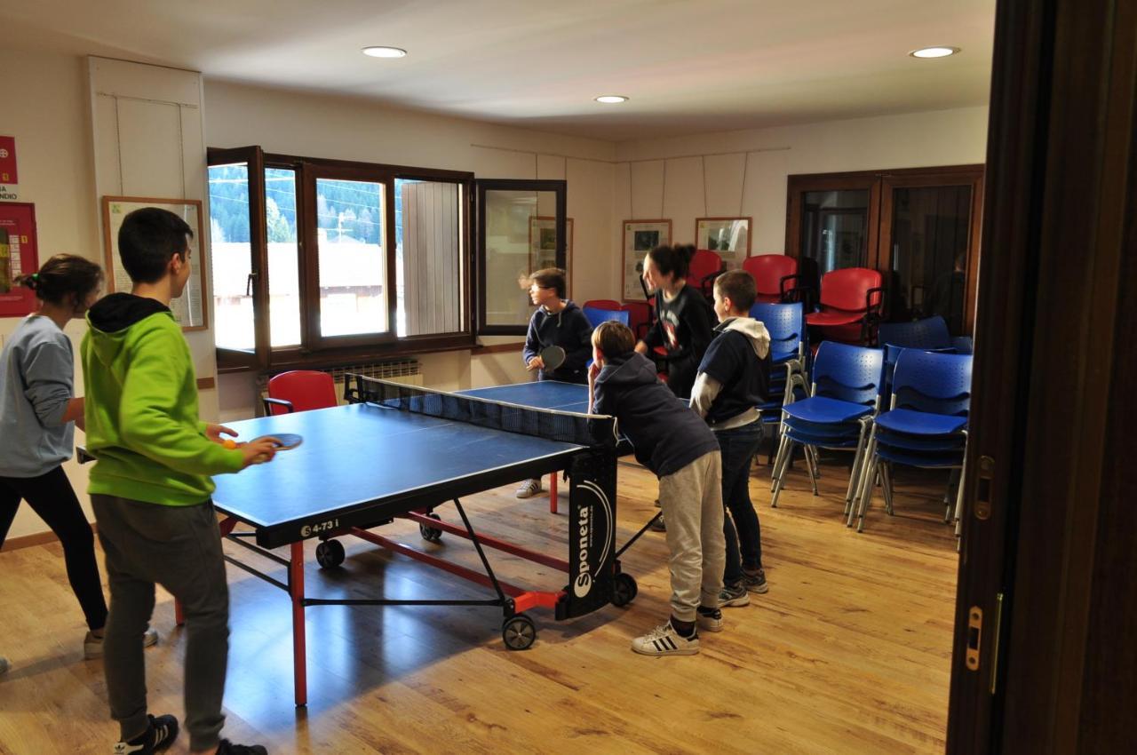 Casa Del Parco Dell'Adamello Di Vezza D'Oglio Hostel Eksteriør bilde