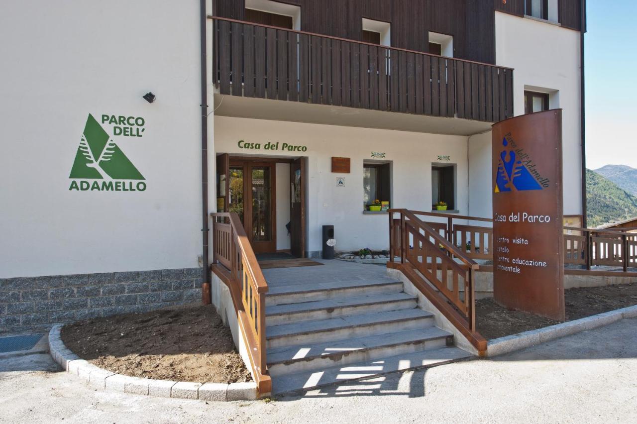 Casa Del Parco Dell'Adamello Di Vezza D'Oglio Hostel Eksteriør bilde